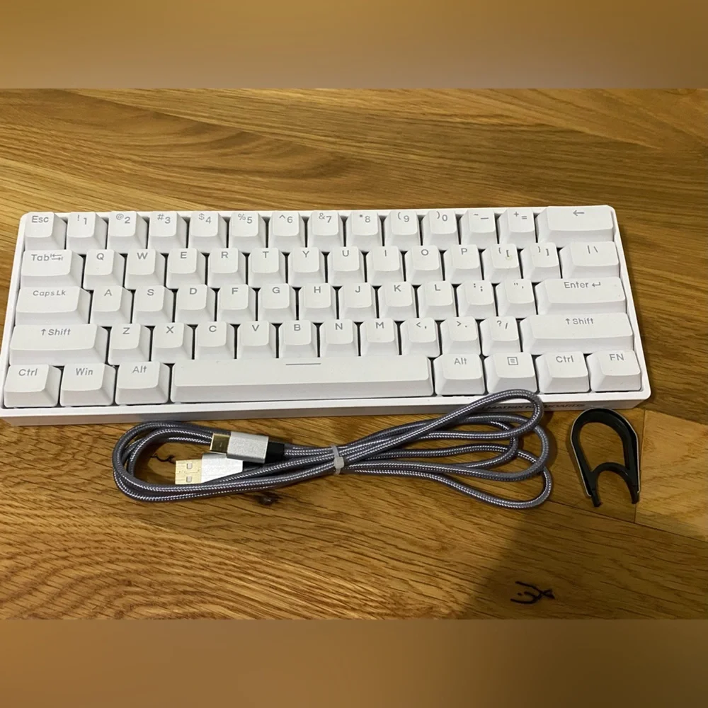 Keyboard - Picture 1 of 3